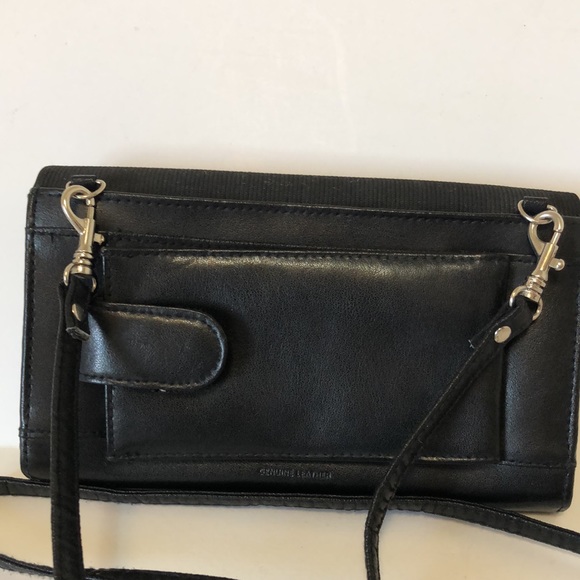 Buxton Black Leather Long Bifold Organizer Wallet with cellphone case - Picture 4 of 11